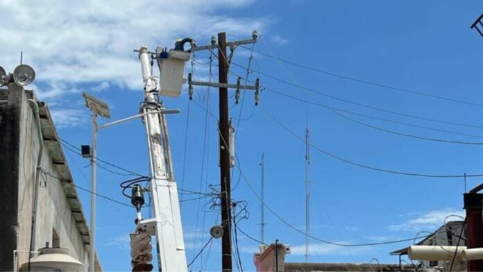 El servicio de energía eléctrica quedó restablecido en Playa del Carmen desde la mañana de este viernes, informó CFE.