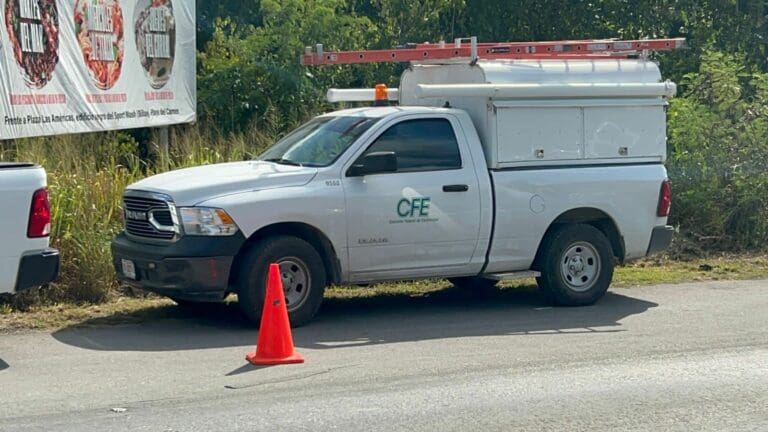 La gobernadora Mara Lezama dijo que siguen trabajando con CFE a fin de poder hallar una solución a los constantes apagones.