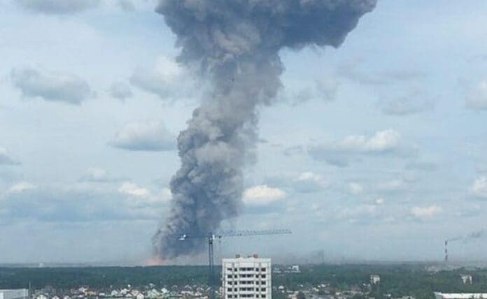 VIDEO: Más de 50 heridos tras explosión en una fábrica de Moscú
