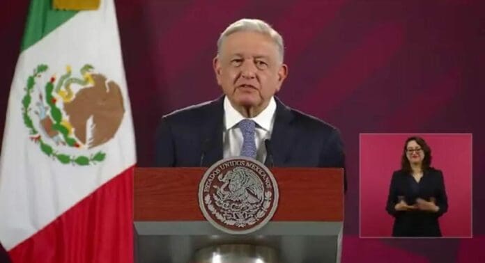AMLO aseguró este día que las expropiaciones para el Tren Maya publicadas ayer han sido concertadas y son para garantizar el derecho de vía.