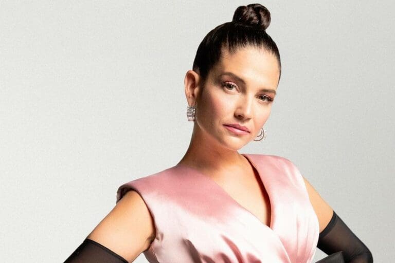 VIDEO: Natalia Jiménez denuncia discriminación en restaurante de EEUU