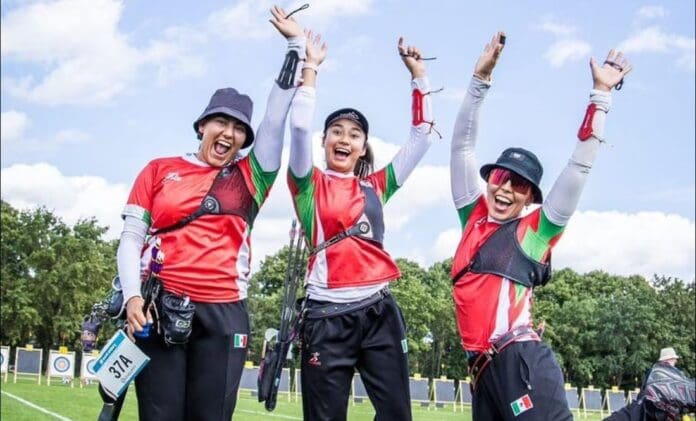 Arqueras mexicanas consiguen cuatro plazas olímpicas para París 2024