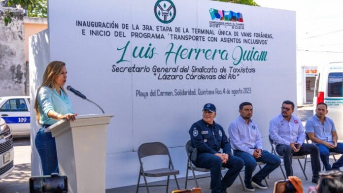 Lili Campos a favor de servicios dignos para usuarios de transporte