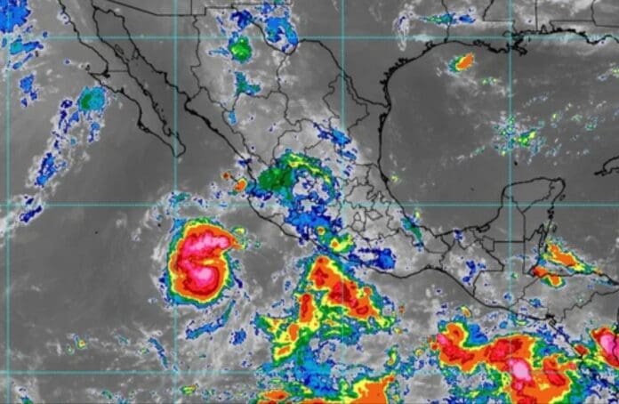 'Dora' se convierte en huracán categoría 4
