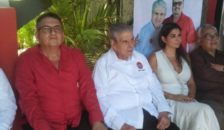 La CTM sigue siendo priista, no irá con la 4T, afirma líder nacional desde Cancún