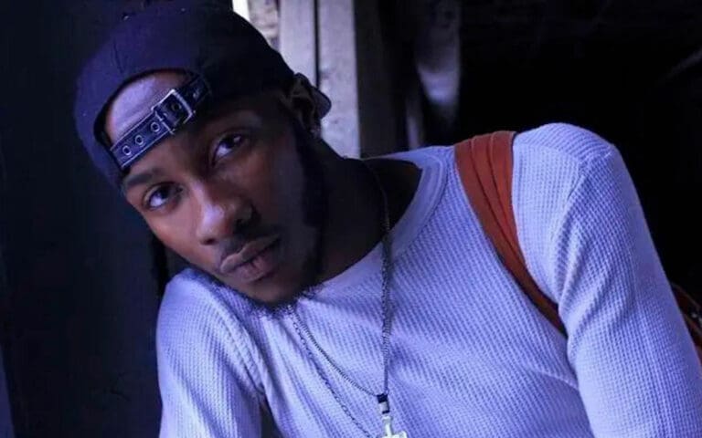 Apuñalan a hombre mientras bailaba y cantaba canciones de Beyoncé