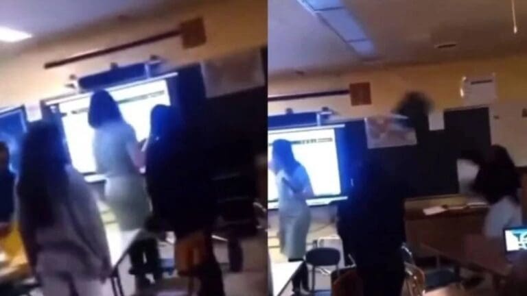 VIDEO: Alumna le avienta una silla a su maestra y la deja inconsciente