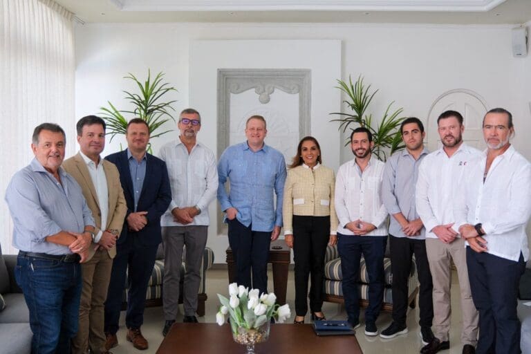 Mara Lezama promueve con naviera Royal Caribbean mayores estancias en Cozumel y Mahahual