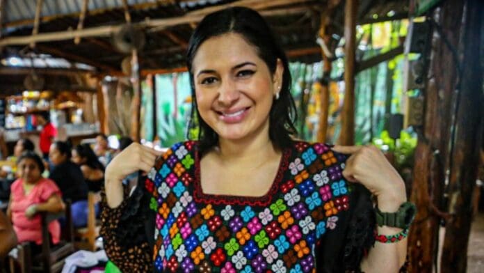 Despunta Estefanía Mercado en las preferencias ciudadanas para abanderar a la 4T en Solidaridad