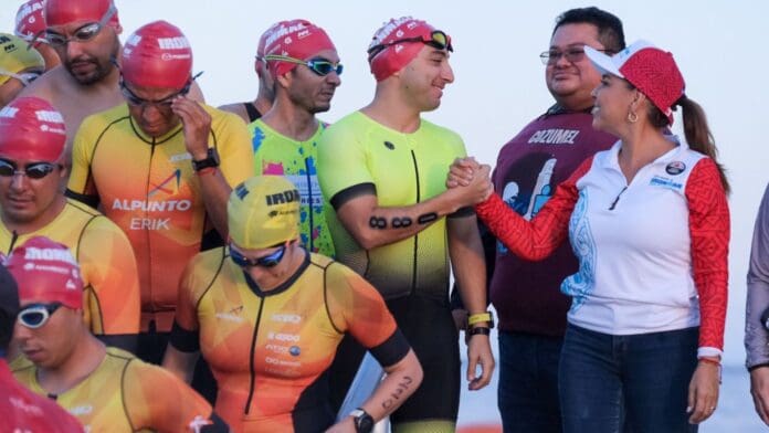 Mara Lezama marca arranque de Ironman 70.3 Cozumel