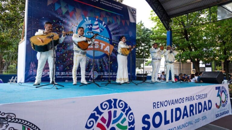 Realizan “Solidaridad está de fiesta” en la Gonzalo Guerrero