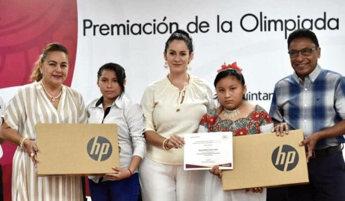 Premian a las y los alumnos ganadores de la Olimpiada del Conocimiento Infantil 2023