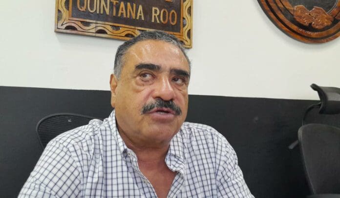 Regidor Marciano Toledo pide a Laura Beristain se ponga a trabajar