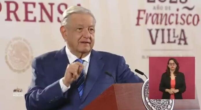 AMLO respondió al INE luego que le ordenara emitir un mensaje de advertencia al inicio de cada una de sus mañaneras.