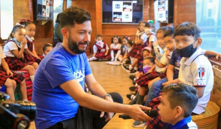 Inicia programa DHBUS en primaria de Solidaridad