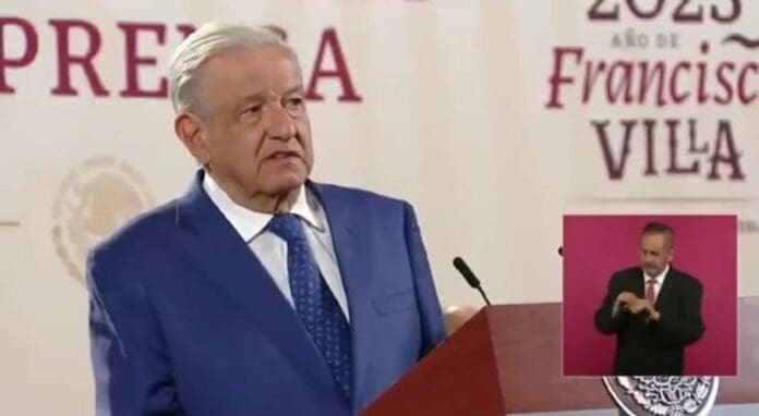 AMLO reveló que la FGR tiene grabaciones que confirmarían la responsabilidad de Guerreros Unidos en la desaparición de los 43.