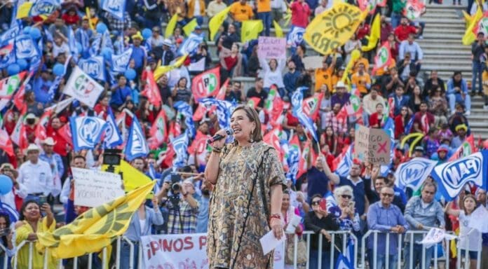 De gira por el país, Xóchitl Gálvez dijo que no va a culpar a Calderón o a AMLO al hablar sobre la violencia, que dará resultados.