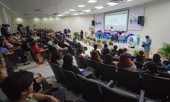 Promueven Aguakan, Universidad del Caribe y el Centro de Investigación Científica de la Península de Yucatán temas ambientalistas durante el 3er Foro de Agua y Medio Ambiente