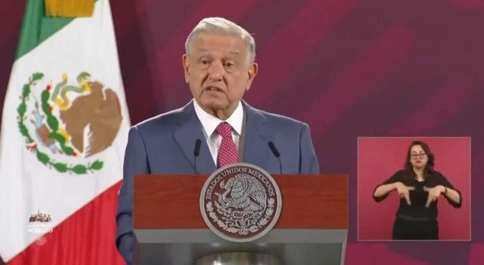 AMLO volvió a su conferencia mañanera. Para sorpresa se nadie se desvivió en elogios para Claudia Sheinbaum.