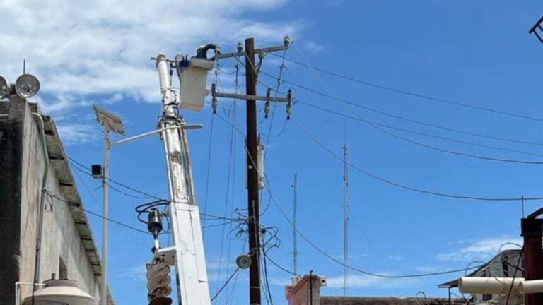 Diputados de la 4T podrían presionar a CFE para que mejore el servicio en Q. Roo, afirma legisladora de MC