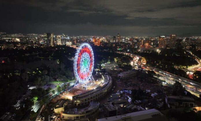 Encienden la rueda de la fortuna “Aztlán 360” en la CDMX