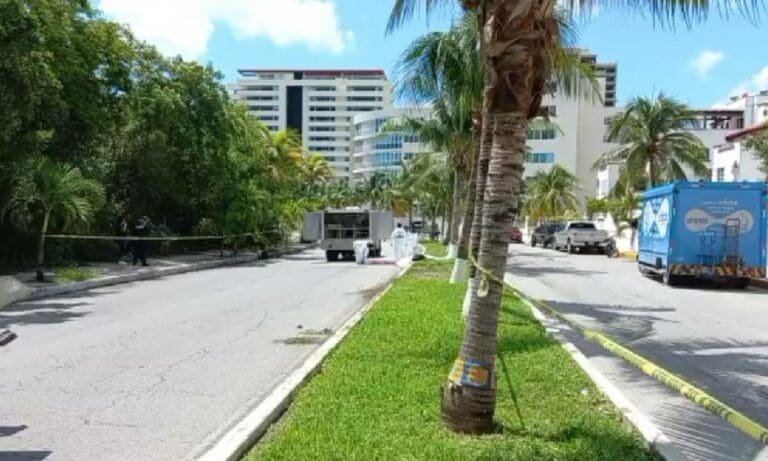 Derrapa motociclista en la Supermanzana 4 de Cancún y pierde la vida