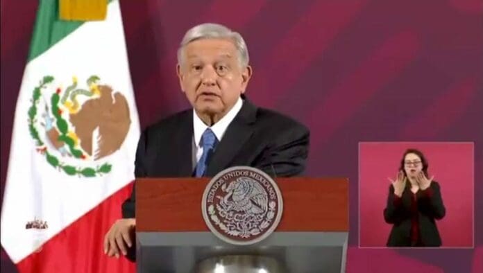 AMLO dio a conocer que renuncia el titular de Fonatur y que por lo mismo el Tren Maya ya queda en manos de la Sedena.