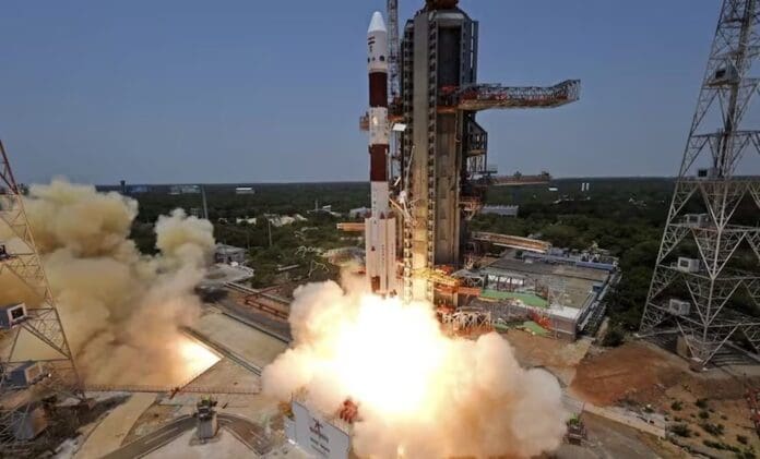 India y su ambicioso programa espacial Tras exitoso alunizaje, lanza misión para estudiar el Sol