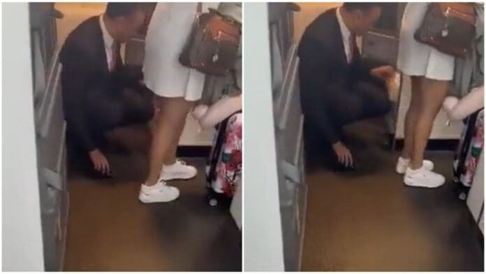 Sobrecargo de Aeroméxico es captado grabando partes íntimas de pasajera