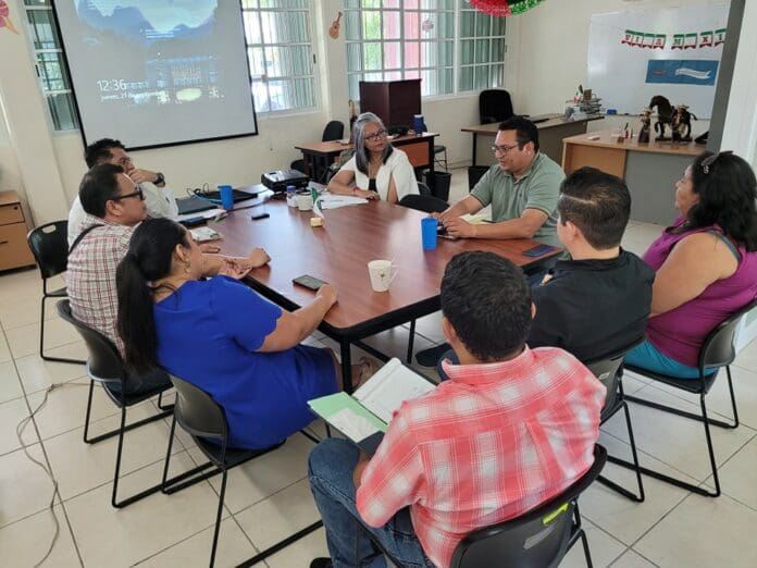 Figuras de Educación Básica sostienen encuentro con la Comisión Nacional para la Mejora Continua de la Educación