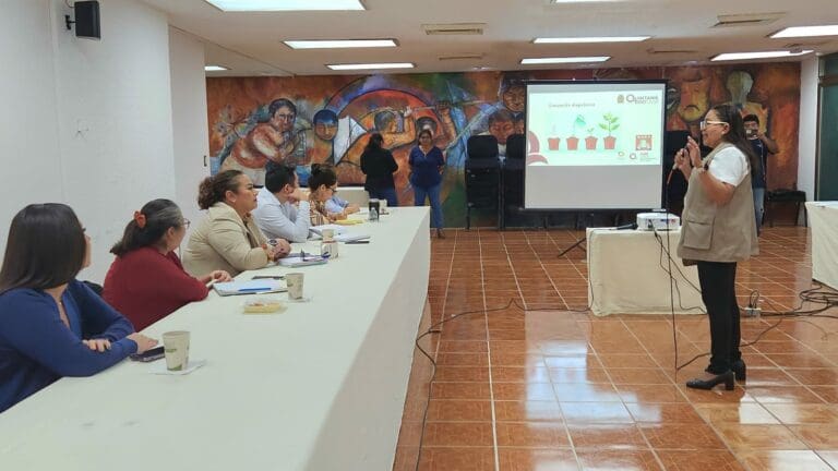 La SEQ se capacita para atender situaciones de violencia sexual