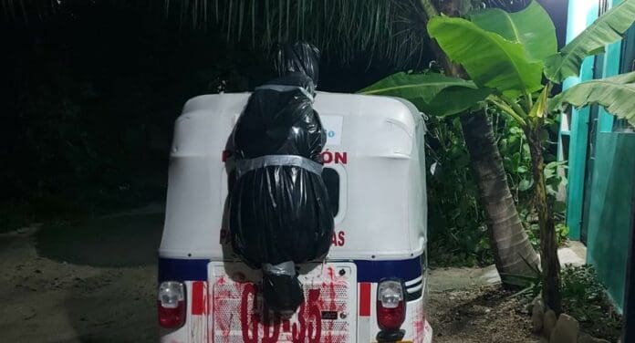 ¿De mal gusto? Mototaxi de Playa del Carmen decora su unidad con un 