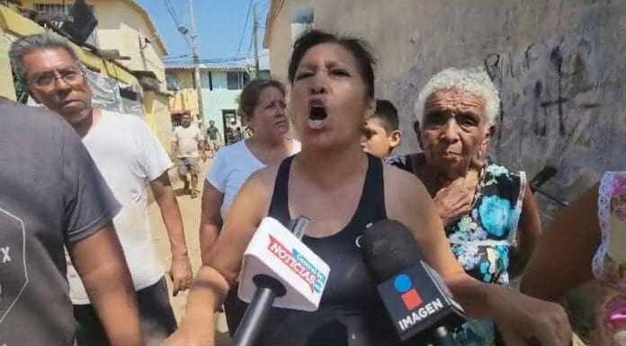 La gente de Guerrero está muy molesta pues las autoridades no han actuado a la altura de las circunstancias tras el huracán.