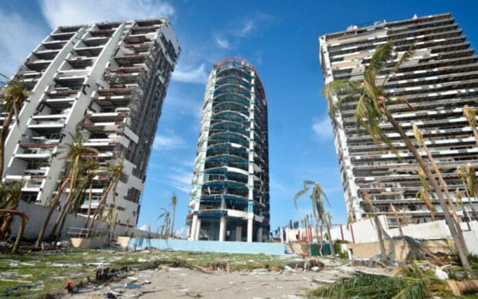 Ya se estableció puente aéreo para evacuar personas de Acapulco