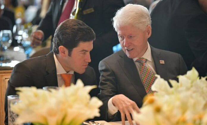 Clinton aconseja a Samuel García ir adelante con su pretensión de ser Presidente