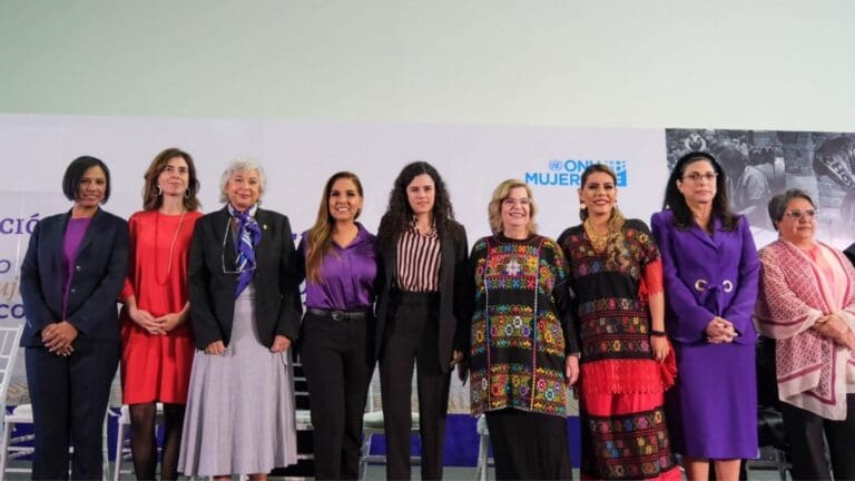 La gobernadora Mara Lezama asistió al evento que conmemora los 70 años del voto de las mujeres en nuestro país.