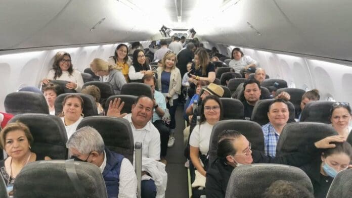 Confirma Mara Lezama que quintanarroenses ubicados en la zona de conflicto vienen de regreso a México