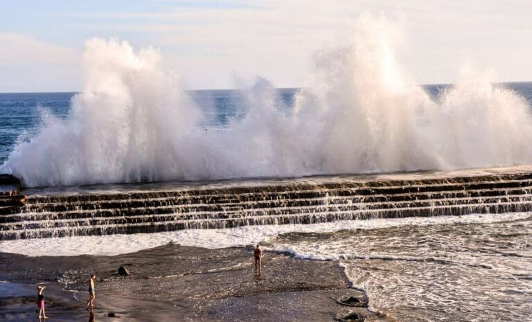 Activan alerta de tsunami en Japón por reciente sismo