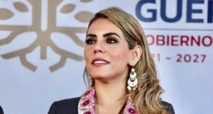 Evelyn Salgado fue criticada por invertir 5 millones en pirotecnia. Ante ello su respuesta fue 