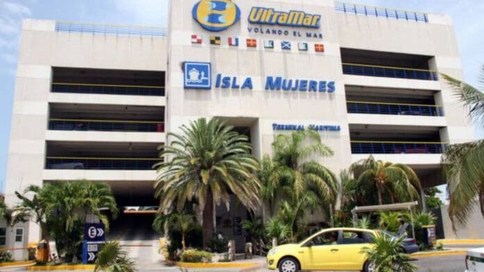 Transportistas turísticos denuncian que Ultramar ya no les permite ingresar por pasajeros en Puerto Juárez