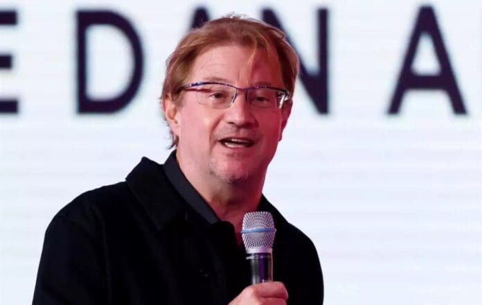 Detienen en Israel a Andrés Roemer señalado por abuso sexual; evalúan su extradición a México