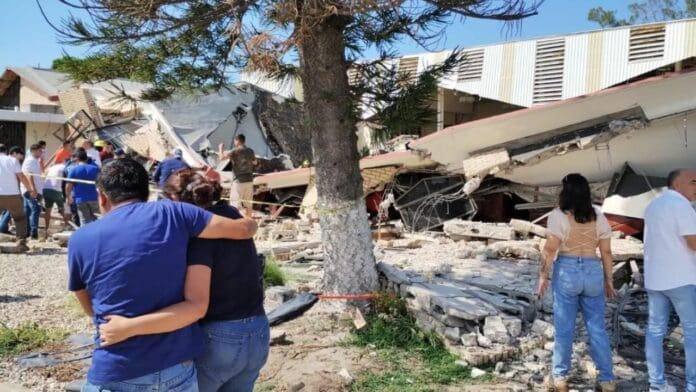 Se derrumba techo de una iglesia en Tamaulipas; reportan personas atrapadas