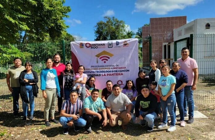 Programa Estatal de Educación Superior a Distancia de la SEQ conserva la tradición del Hanal Pixán