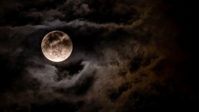 Luna llena de Castor ¿cuándo y a qué hora ver el evento astronómico en México?