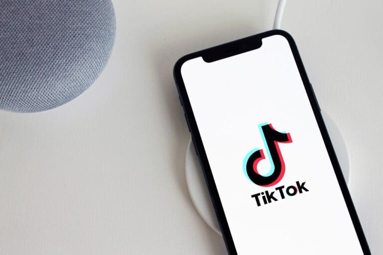 Autoridades alertan sobre el reto de las 48 horas de TikTok, que consiste en desaparecer dos días sin informar a nadie de su paradero.