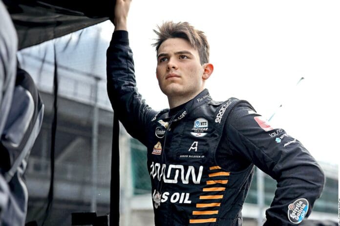 El mexicano Patricio O'Ward se une como piloto de reserva de McLaren para la temporada 2024 de la Fórmula 1