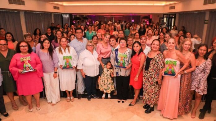 Reconocen a mujeres solidarenses destacadas