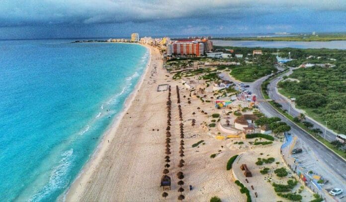 Quintana Roo recibió 27 millones de turistas y logró derrama de 19 mil mdd durante primer año de Mara Lezama