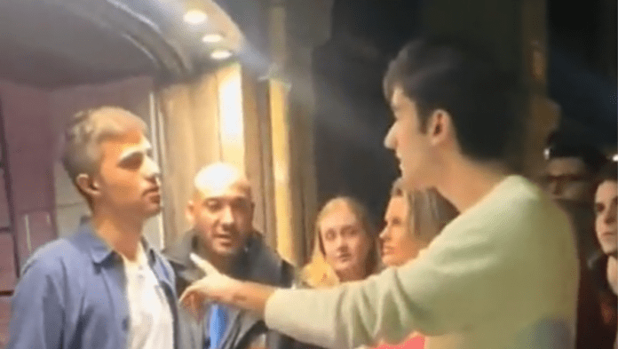 Video: Le niegan la entrada a un 