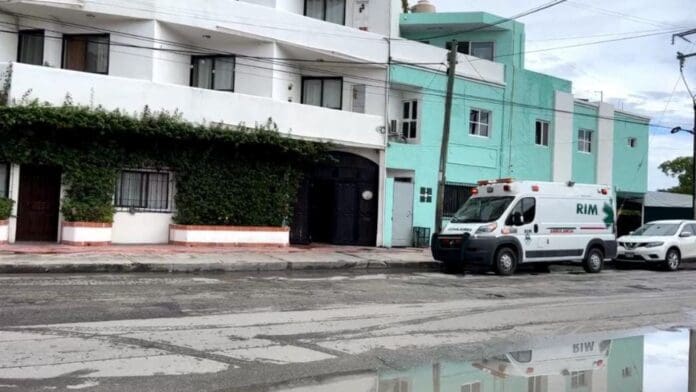 Más muertes en Cancún; hallan a mujer con signos de violencia y un albañil ahogado en Zona Hotelera